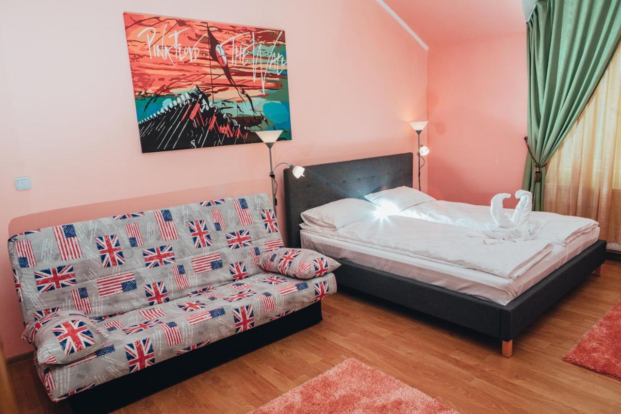 Guitar - Camere De Inchiriat Sibiu Exterior foto