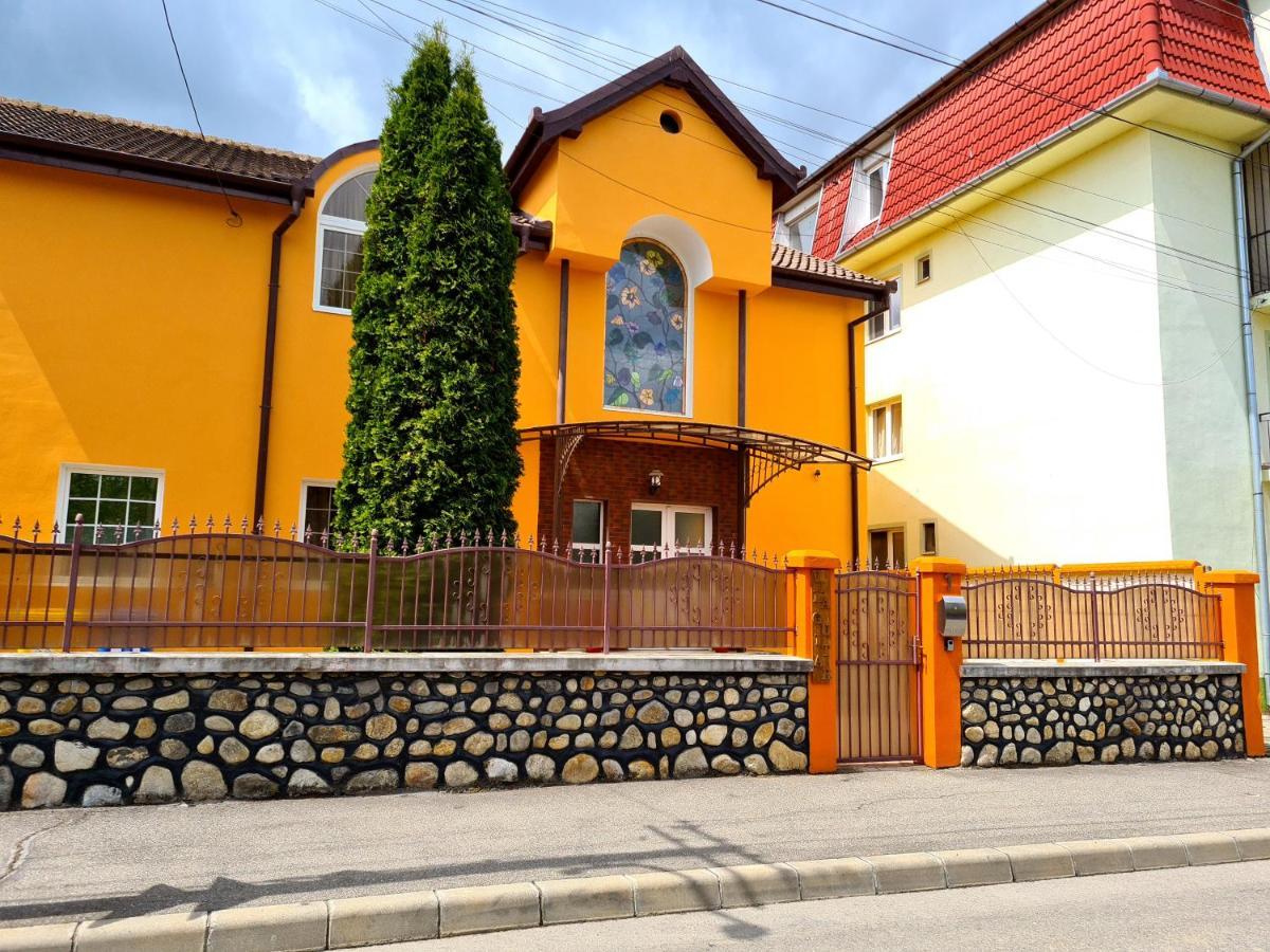 Vila Guitar Hotel Sibiu Exterior foto